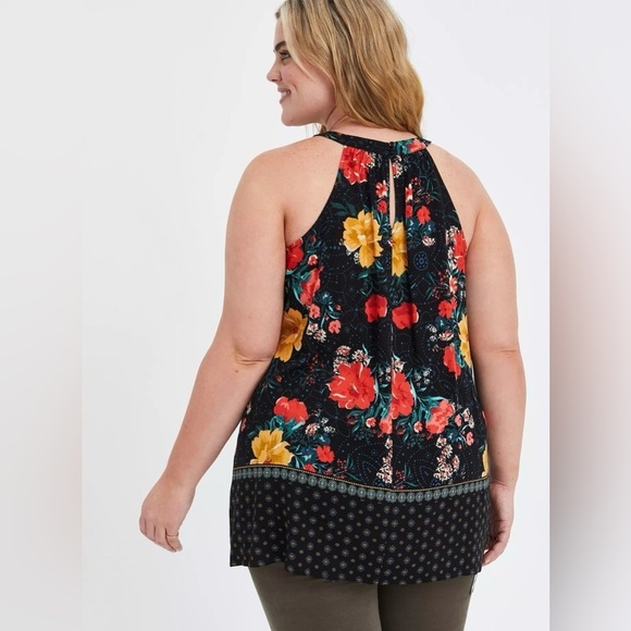 Torrid Black Floral Textured Stretch Rayon Goddess Tank - Picture 2 of 14